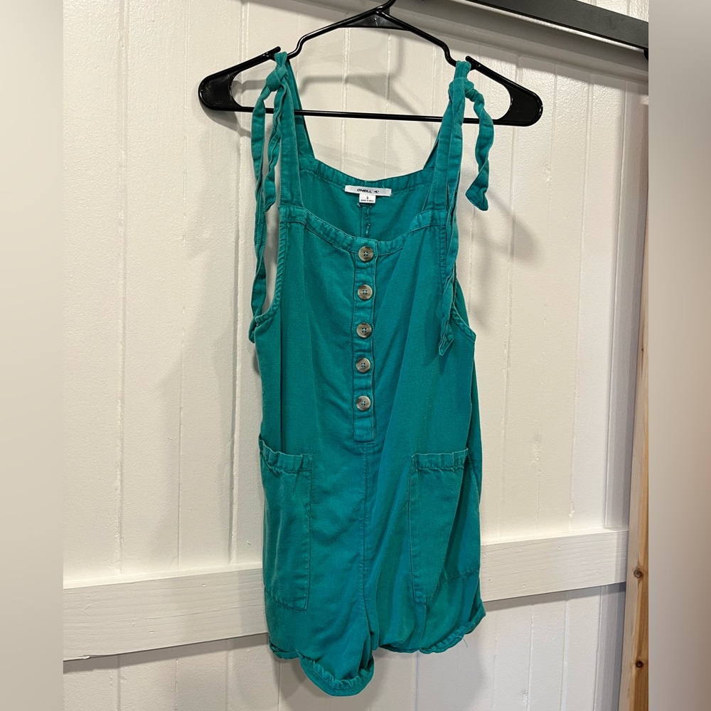 O’Neill Romper w/Tie straps - Picture 1 of 3